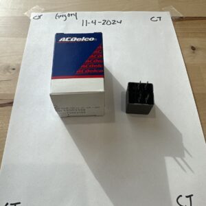 1pcs New GM 13503102 Automotive relay