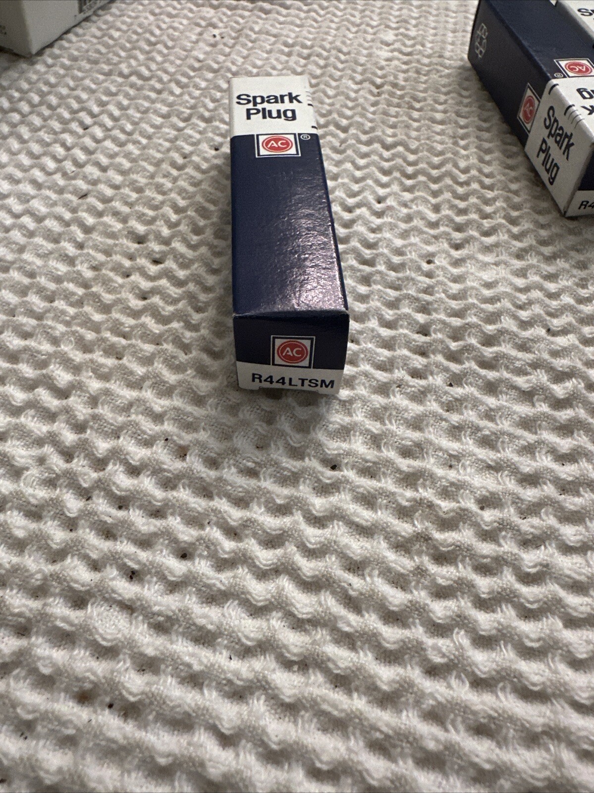 AC Delco Conventional Spark Plug R44LTSM(1) Plug