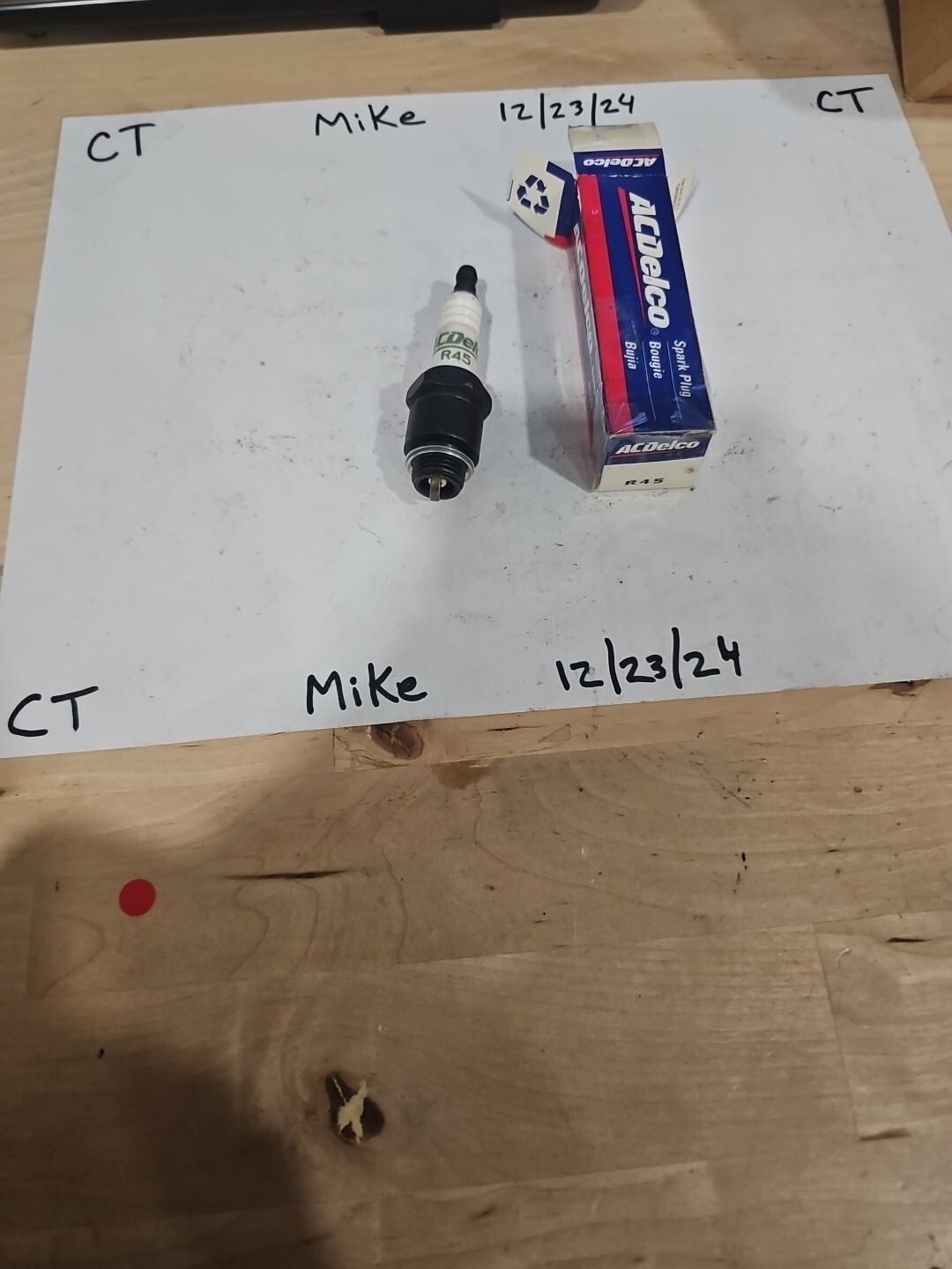 ACDelco R45 Suburban Dispatcher El Camino 14 mm Thread Conventional Spark Plug - Image 3