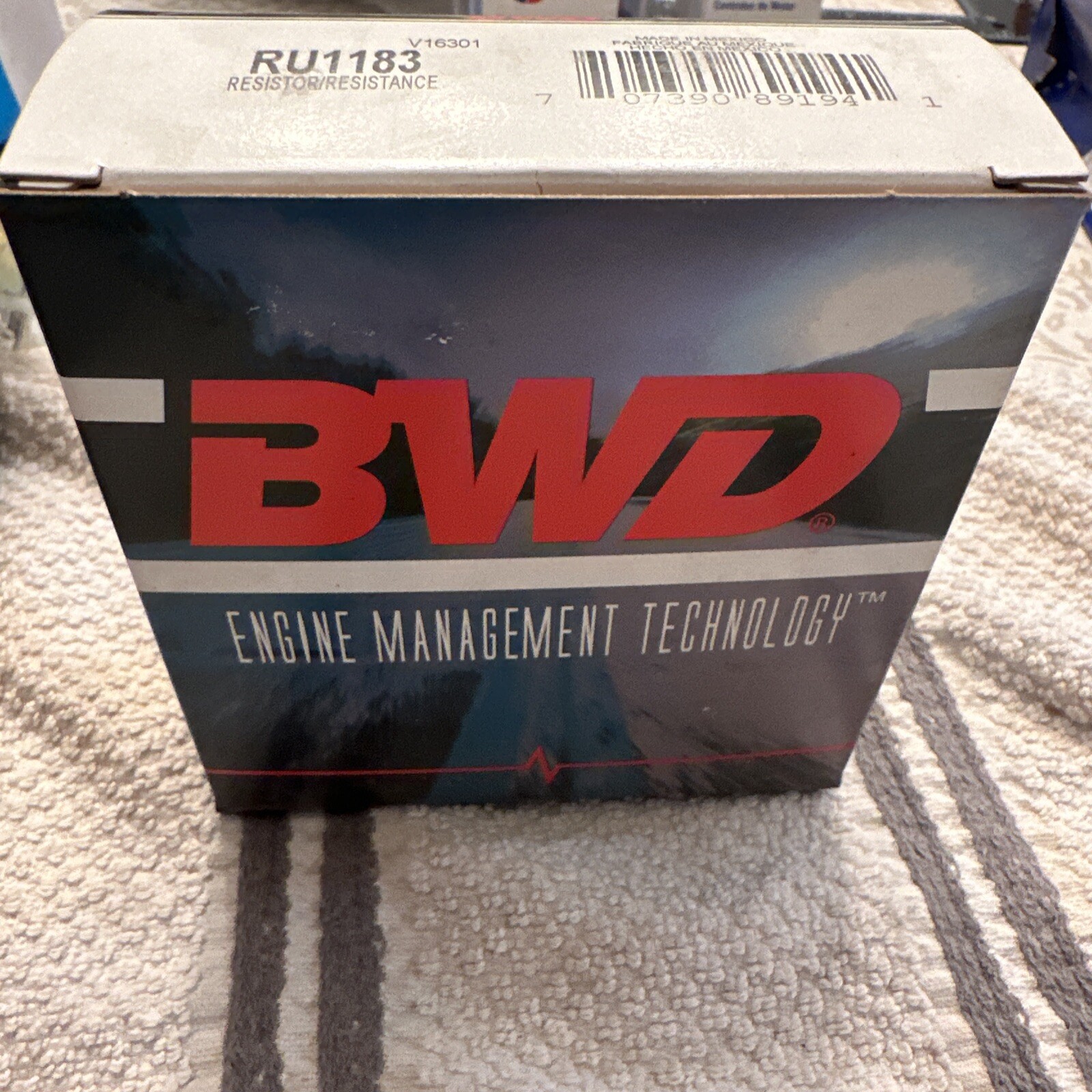 Blower Motor Resistor with 5 wire Direct Fit BWD RU1183 Car Quest - Image 3