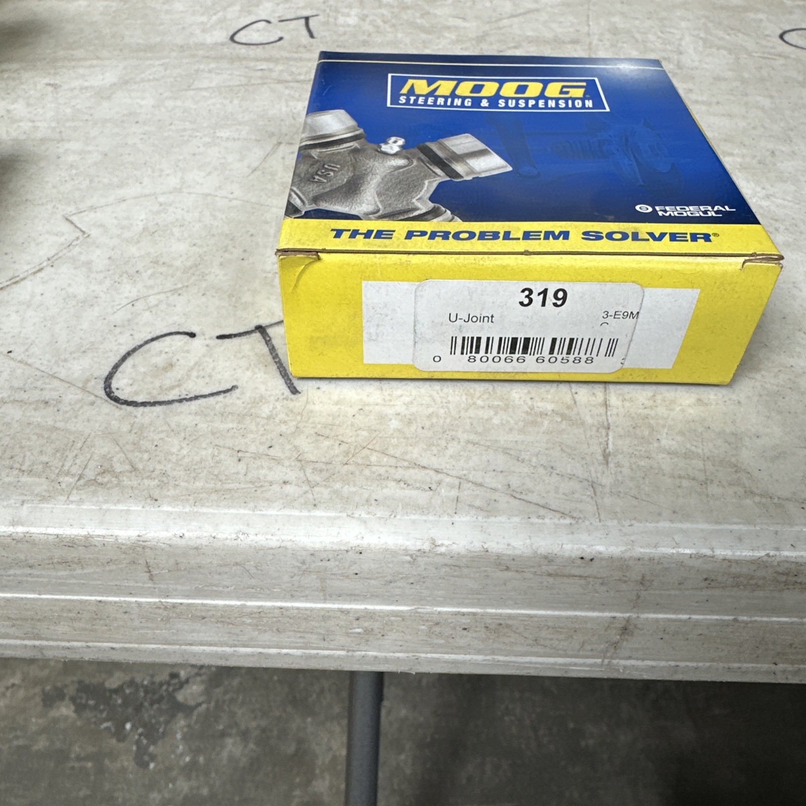 Driveshaft U-Joint Moog 319