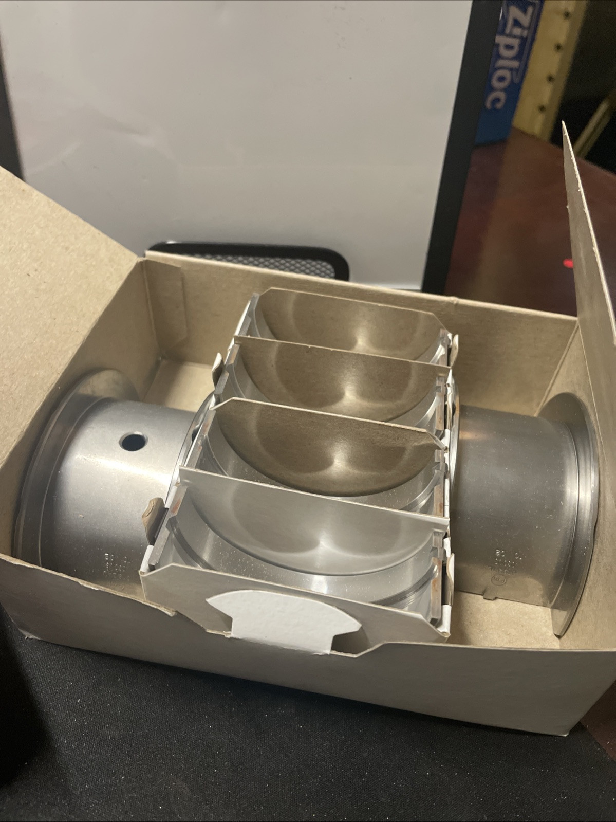 Engine Crankshaft Main Bearing Set Sealed Power 4400MA 30 - Image 3