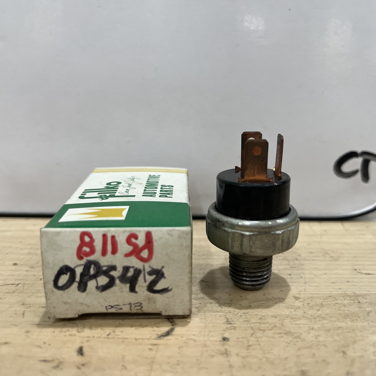 FILKO / Standard OPS42 Oil Pressure Switch NOS (PS118) - Image 4