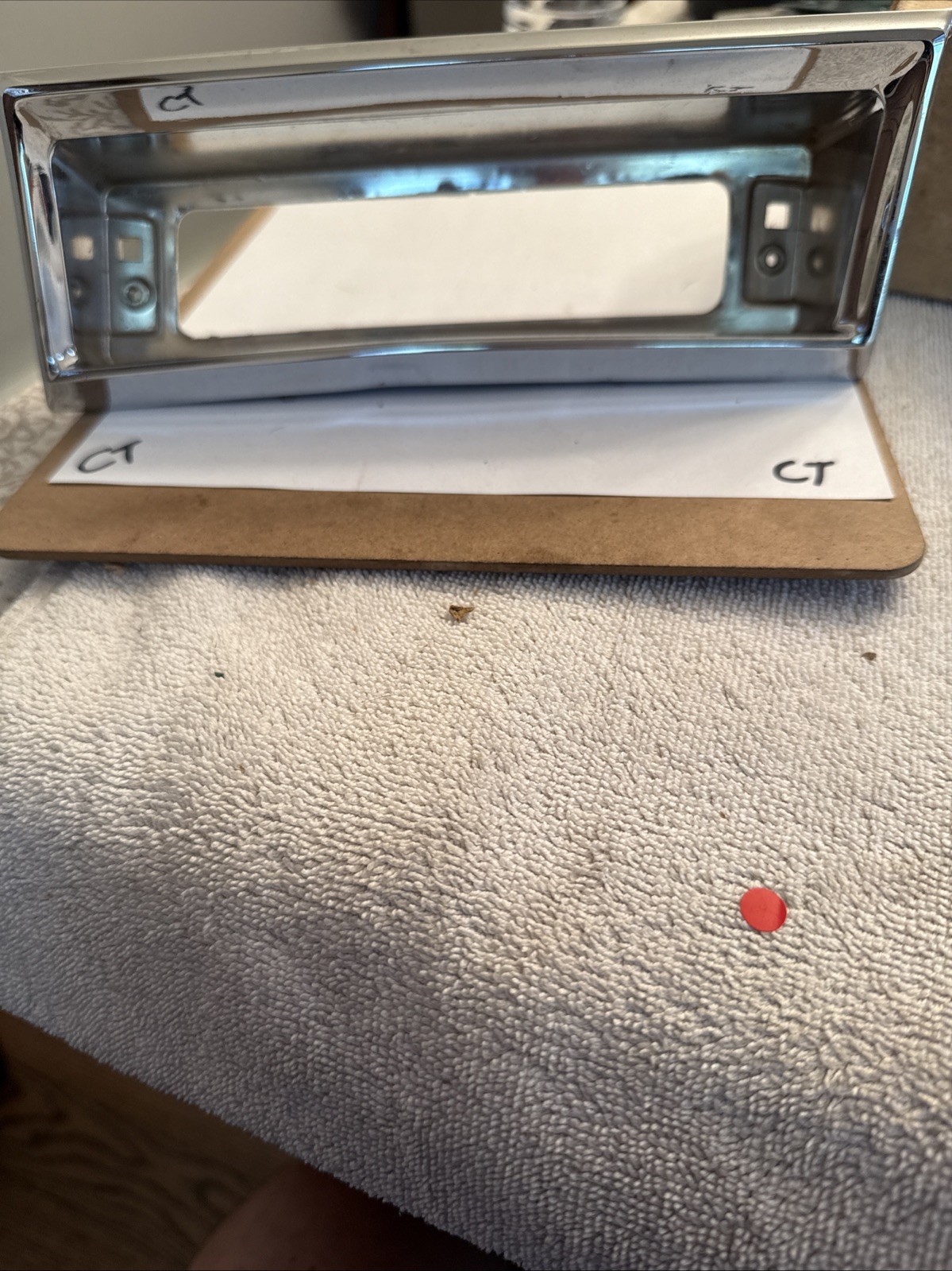 GM 1969 CADILLAC ELDORADO LEFT DRIVER SIDE REAR BUMPER REFLECTOR LENS BEZEL - Image 4