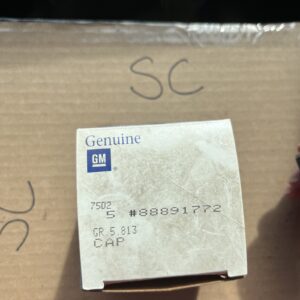 GM NOS PART 88891772 BLACK PLASTIC LUG NUT CAP 1996-02 GM TRUCKS