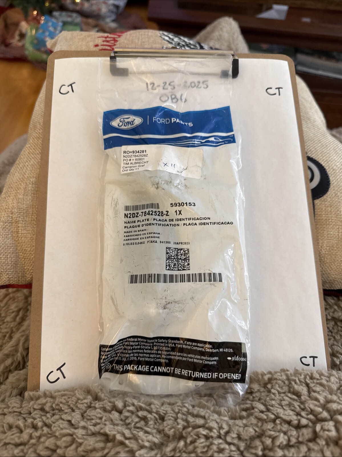 Genuine Ford Emblem N2DZ-7842528-Z