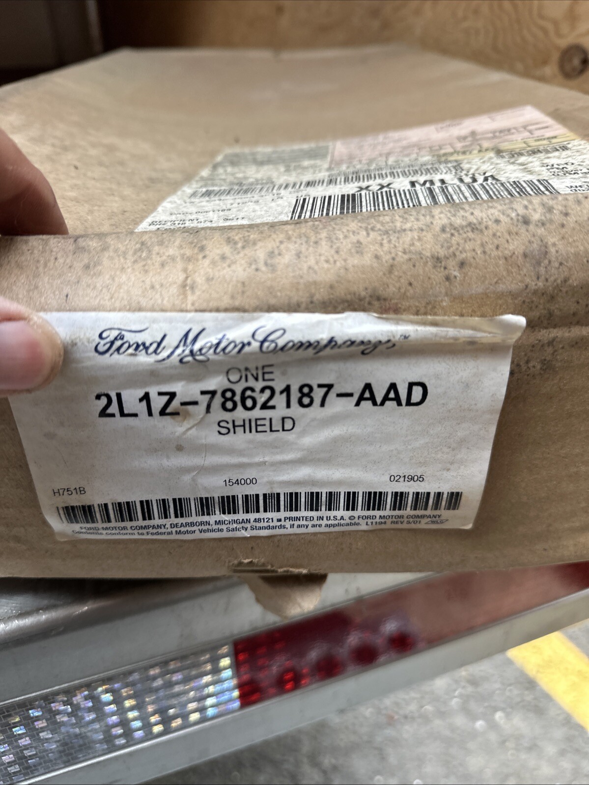 Genuine Ford Expedition 2003-2006 Front Seat Frame Trim Panel 2L1Z-7862187-AAD