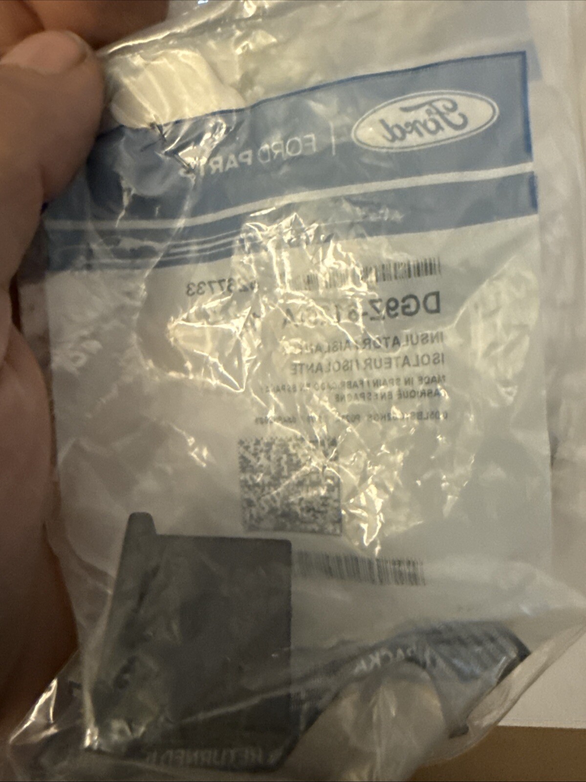 Genuine Ford Radiator Upper Insulator DG9Z-8125-A - Image 3