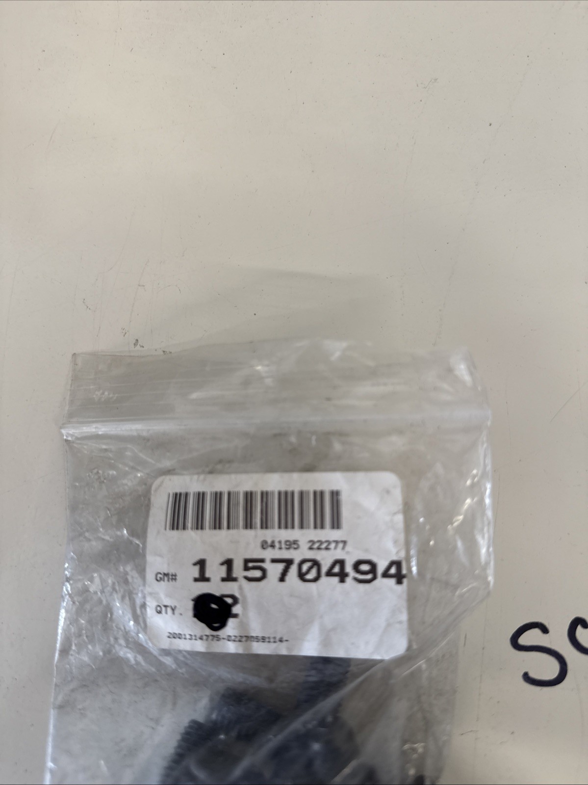 Genuine GM Catalytic Converter Stud 11570494 - Image 3