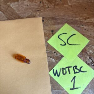 Genuine GM OEM 84-05 Special Front Lamp Park Lamp Bulb 9438068