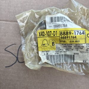 Genuine GM OEM 88891764 Exhaust Manifold Rear Pipe Stud