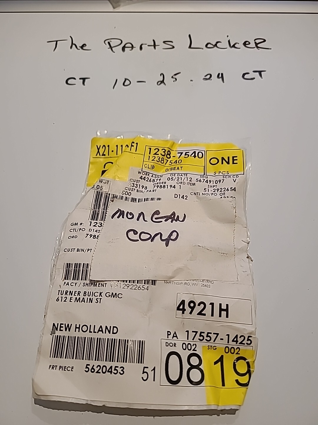 Genuine GM Seat Armrest Clip 12387540