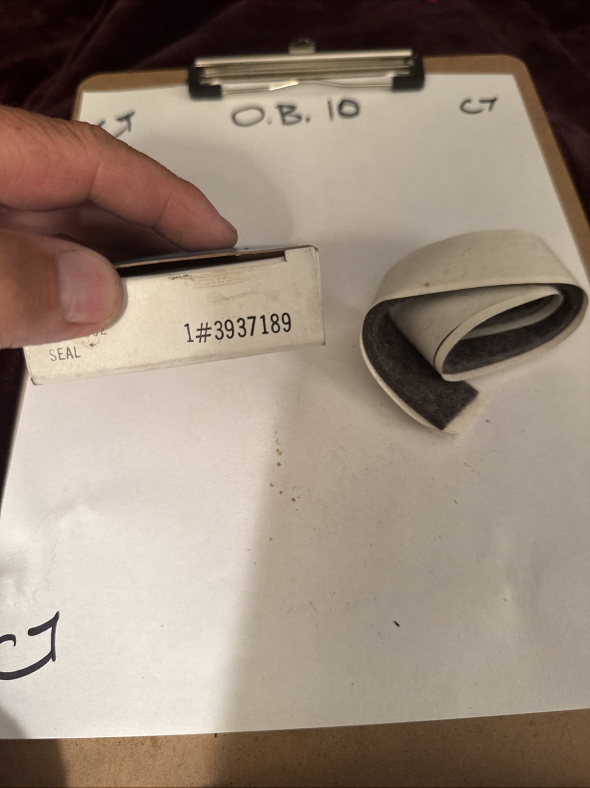 Genuine Gm Seal 3937189 Nos OEM. - Image 3