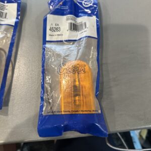 Grote 45263 Two-Bulb Oval Pigtail-Type Clearance Marker Light (Optic Lens)