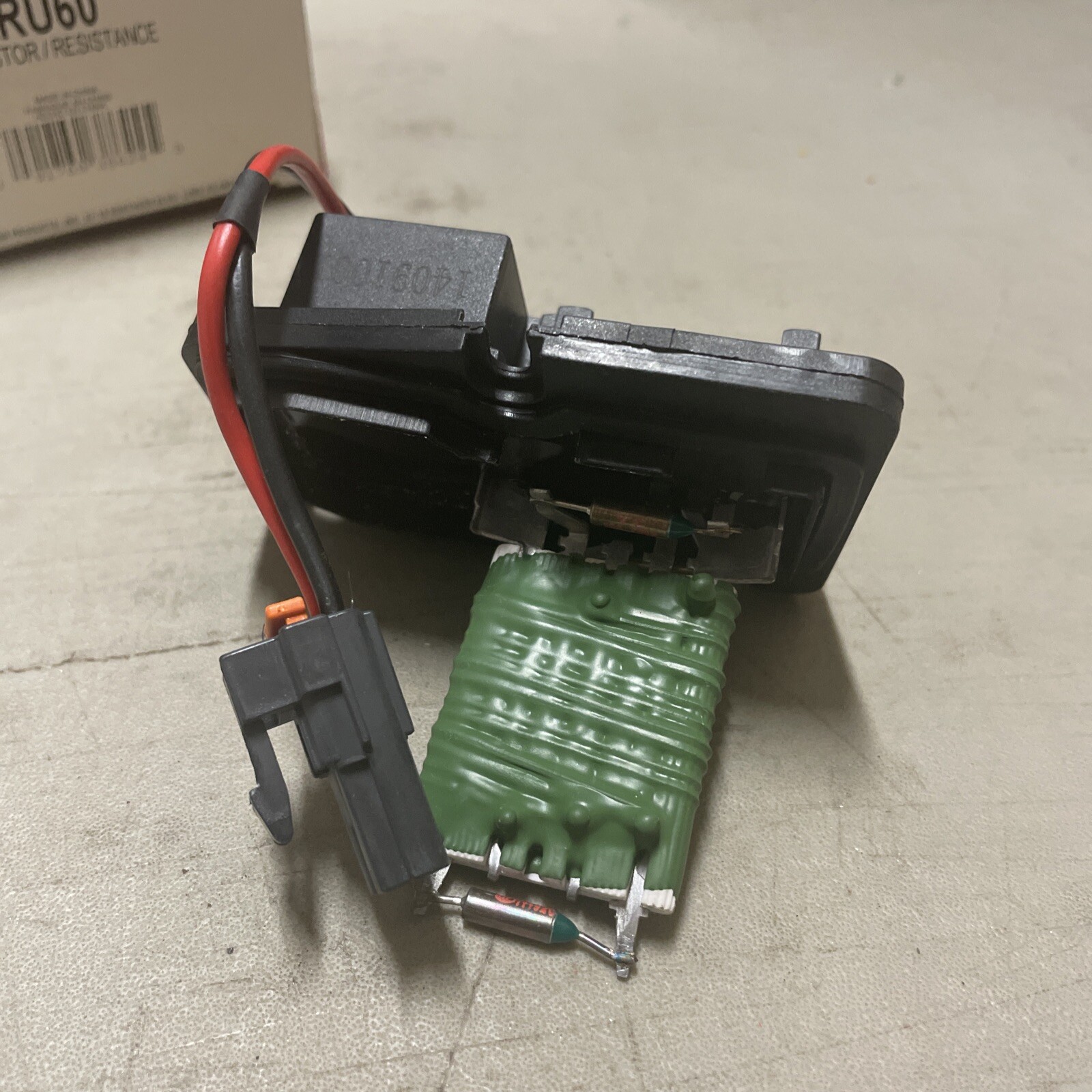 HVAC Blower Motor Resistor Standard RU60T - Image 3