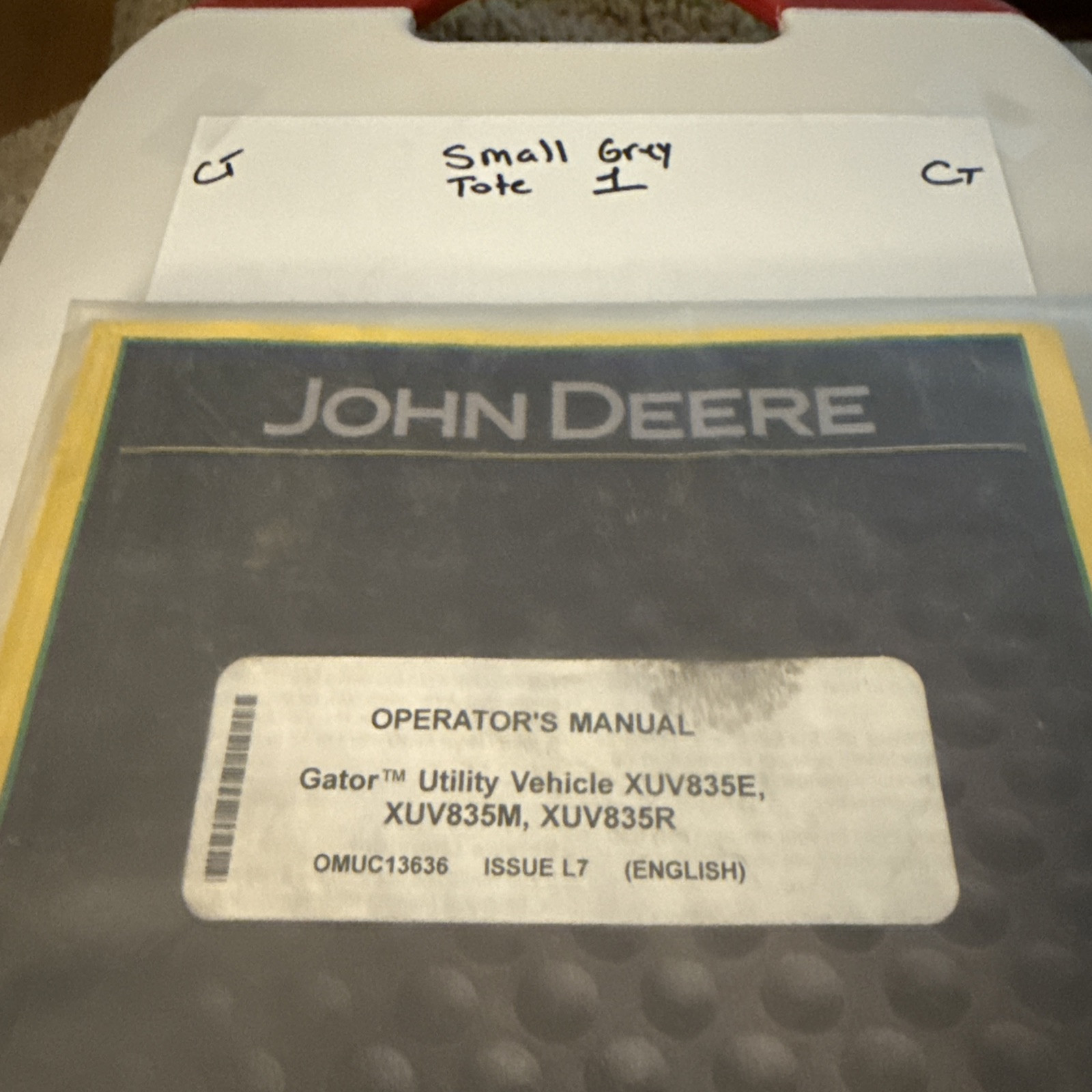 JOHN DEERE XUV835E XUV835R XUV835M GATOR Utility Owners Operators Manual #1 - Image 4