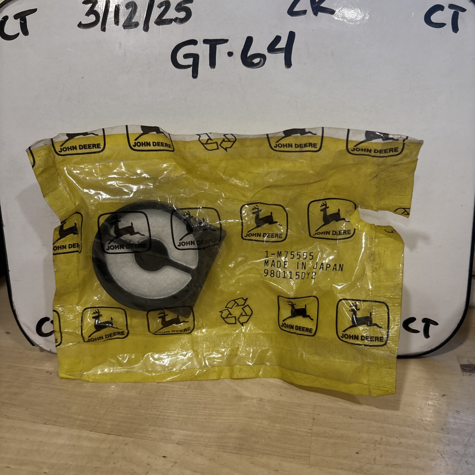 John Deere Air Filter M75555 2.5”