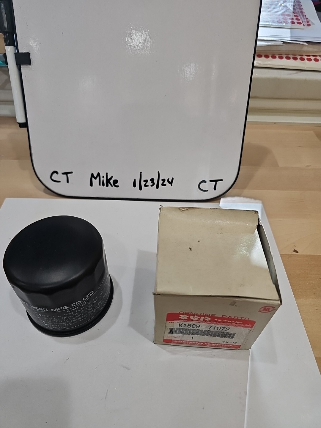 K1609-71072 GENUINE SUZUKI OIL FILTER NEW NOS