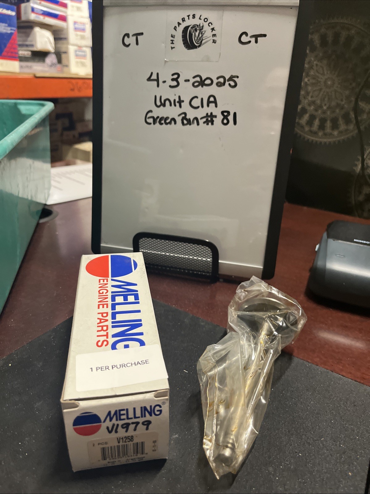 Melling V1258 Intake Valve / Sealed Power V1929