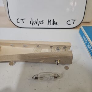 Miniature Bulbs #211 12V 12CP One Box Of 5 Bulbs New* Box Opened*