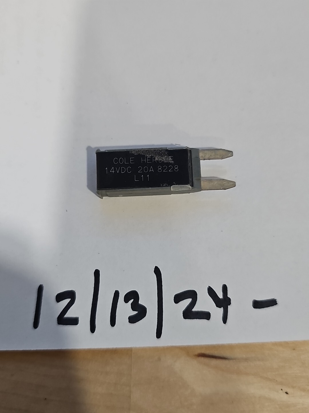 NEW Cole Hersee Type II Circuit Breaker 12 Volt DC 20 Amp 30419-20 - Image 4