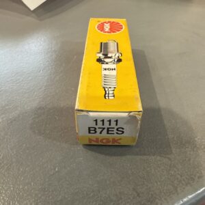 NGK B7ES / 1111 B7ES Standard Spark Plugs