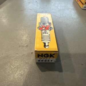 NGK Multiground Spark Plug BR8ET
