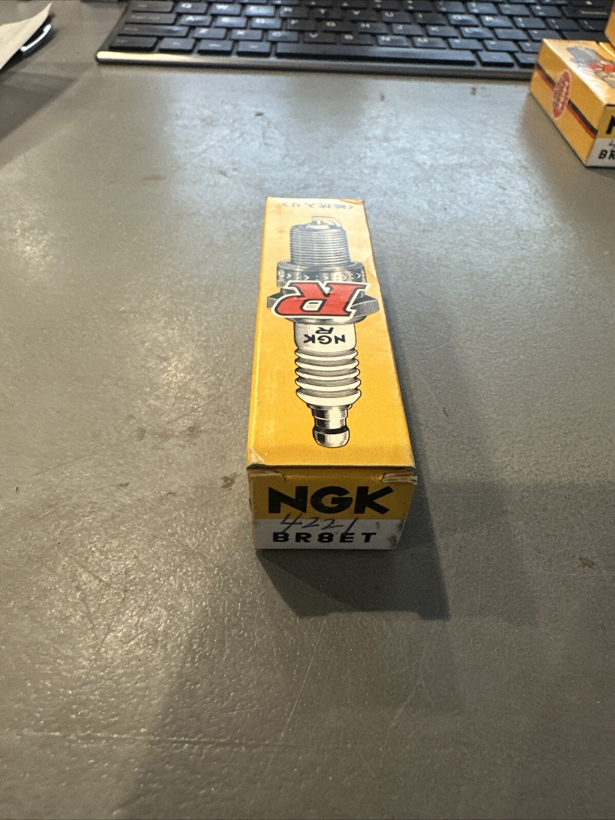 NGK Multiground Spark Plug BR8ET