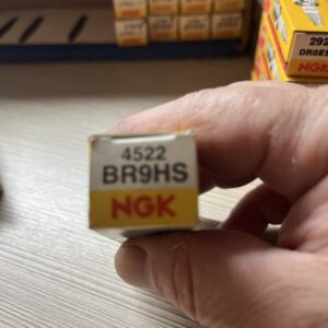 NGK OEM 4522 / BR9HS Spark Plug