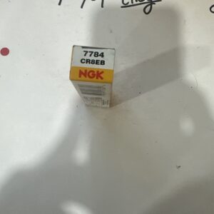 NGK - Standard Spark Plug  (CR8EB) 7784