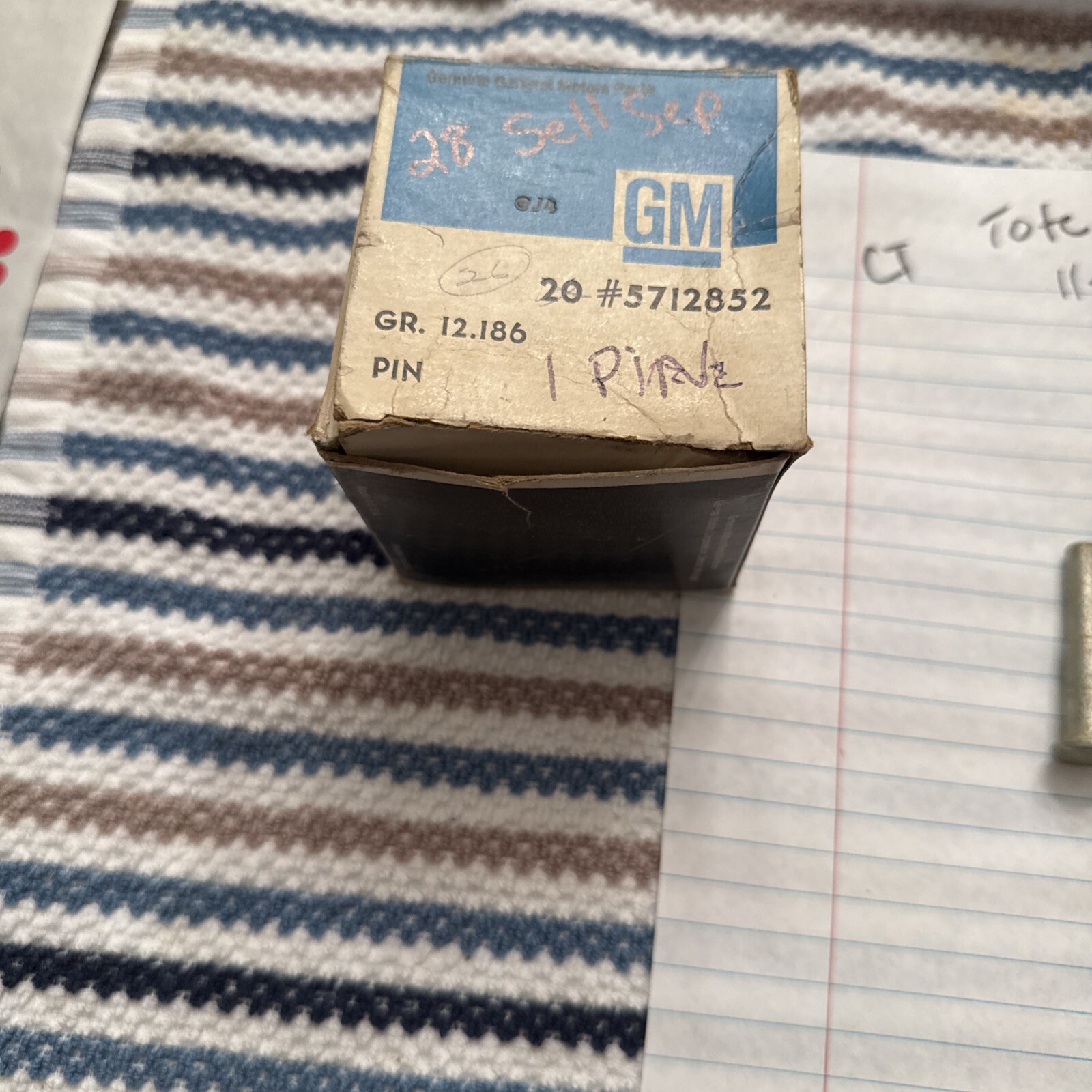 NOS GM 1964-1968 Chevrolet Buick Oldsmobile Tail Gate Hinge Pin (1) Only 5712852 - Image 3