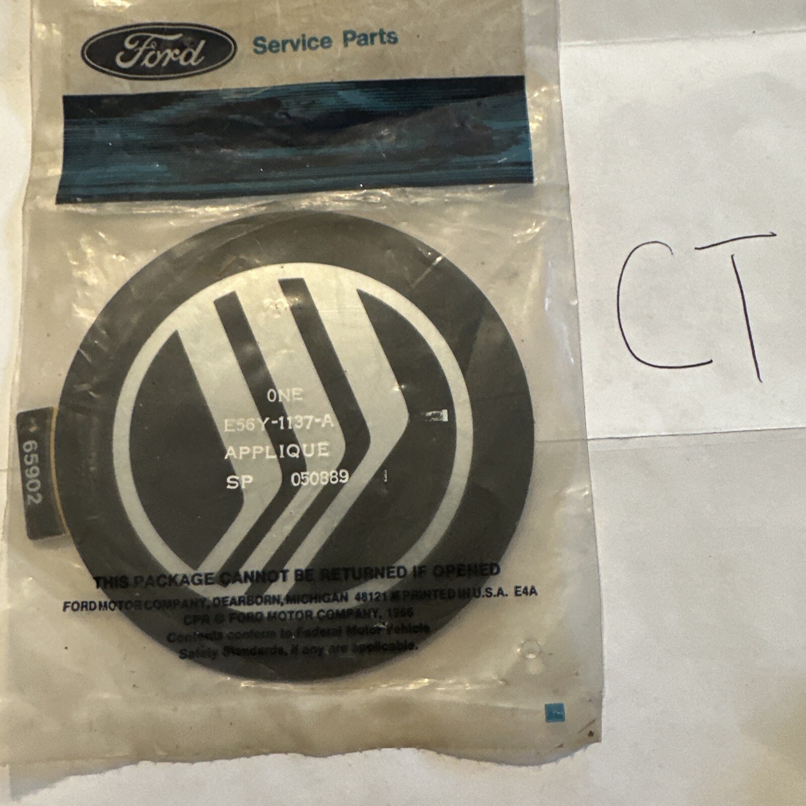 New OEM Ford E14Y-1137-A Mercury Cougar Wheel Hub Cap/ Applique NOS