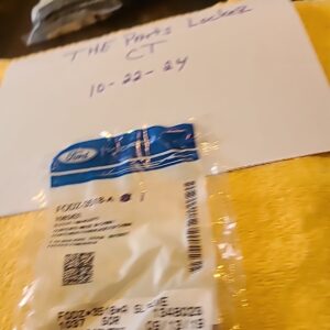 One New Genuine Ford Steering Column Bearing Sleeve OE FODZ3518A