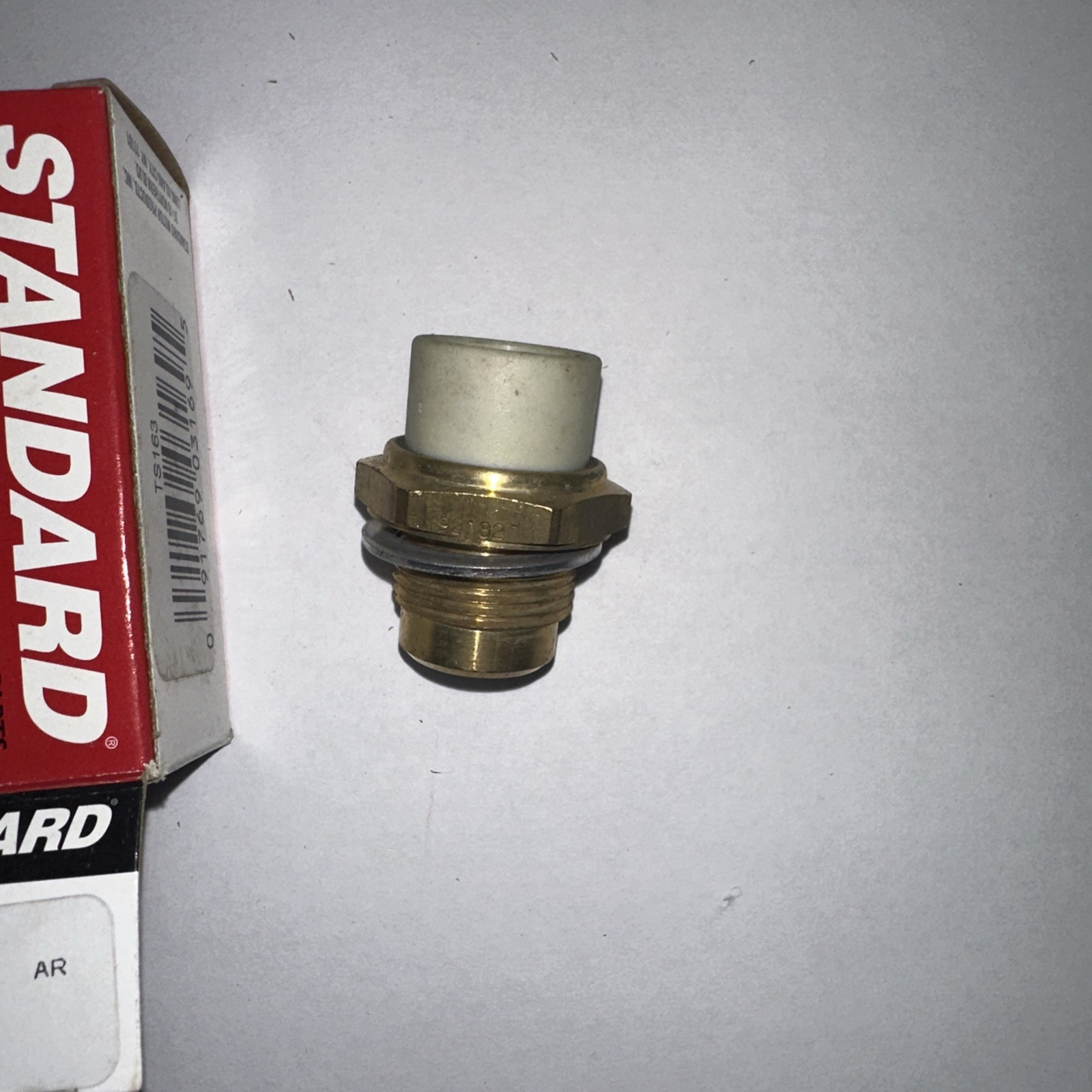 Standard Motor Products Engine Cooling Fan Switch TS163 - Image 4