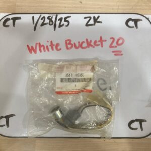 Suzuki SOCKET,HEAD LAM 35171-09X50 OEM NEW