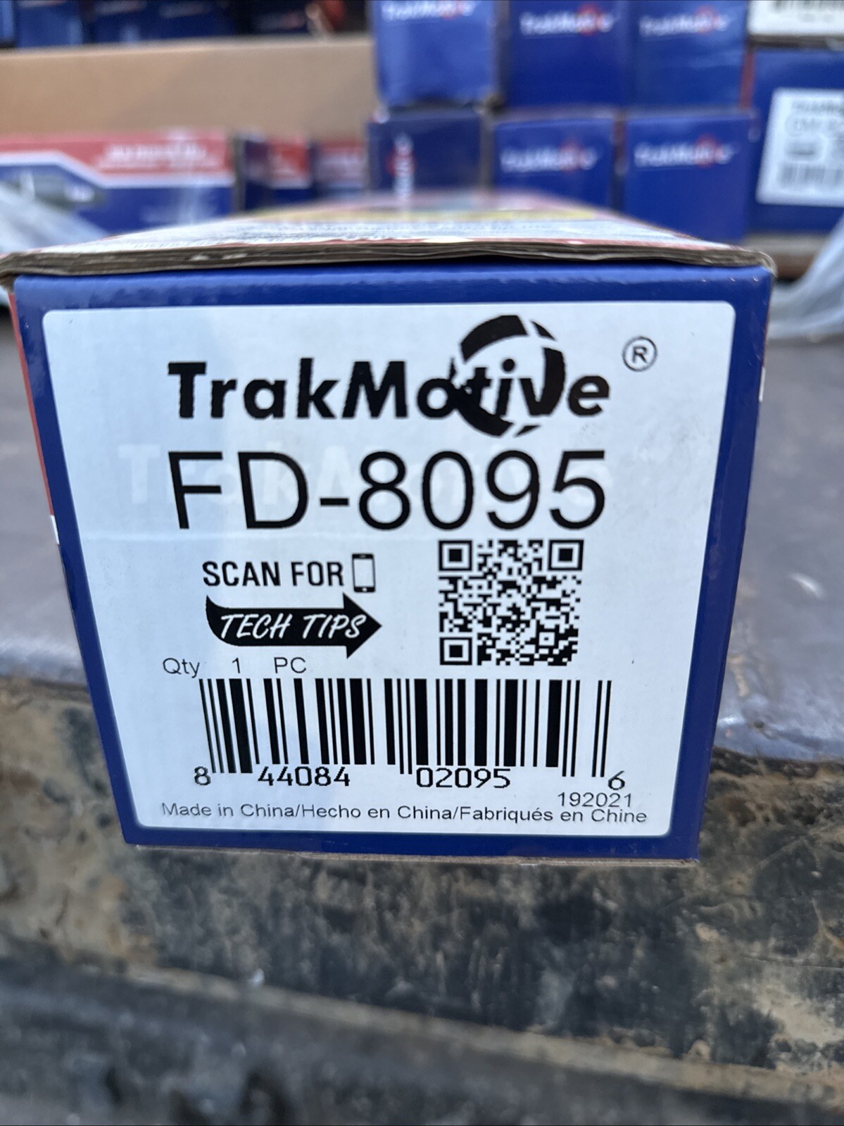 TrakMotive FD-8095 CV Axle Shaft For 01-12 Escape Mariner Tribute