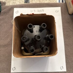 Vintage NOS OEM Delco Remy Distributor Cap D318 1957693 - Unsealed Original Box