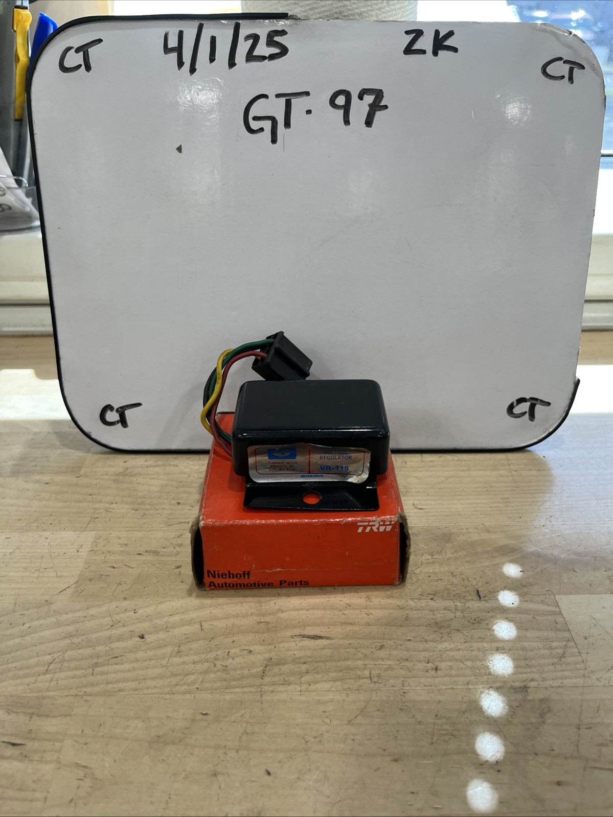 Voltage Regulator Niehoff/Standard VR-115 For Alternator 10B