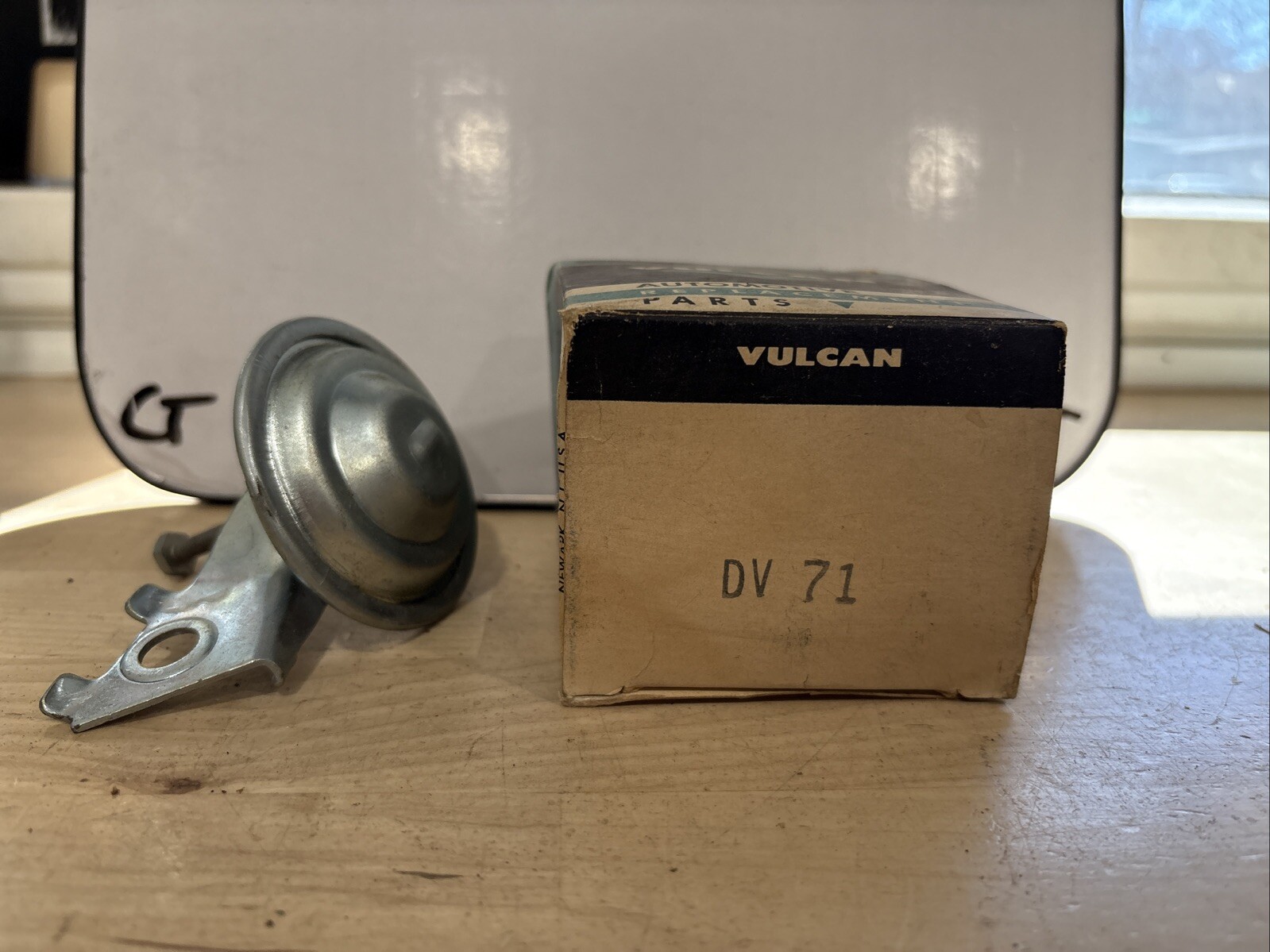 Vulcan Auto DV71 Carburater Dash Pot - Image 3