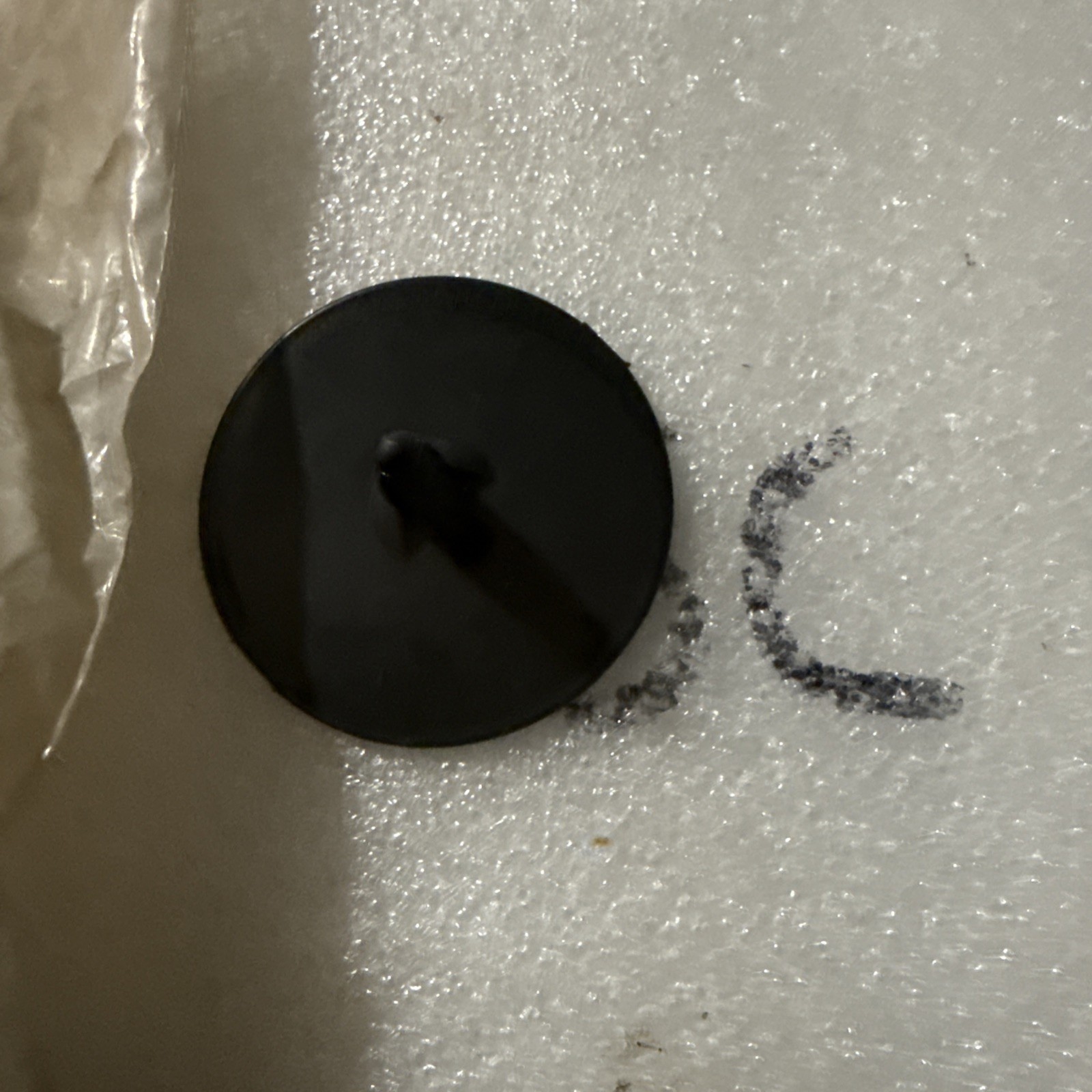 (1) Ford Hood Insulation Pad Clips-Fits 1/4" Hole- 1-3/4" Diameter-388908S - Image 4