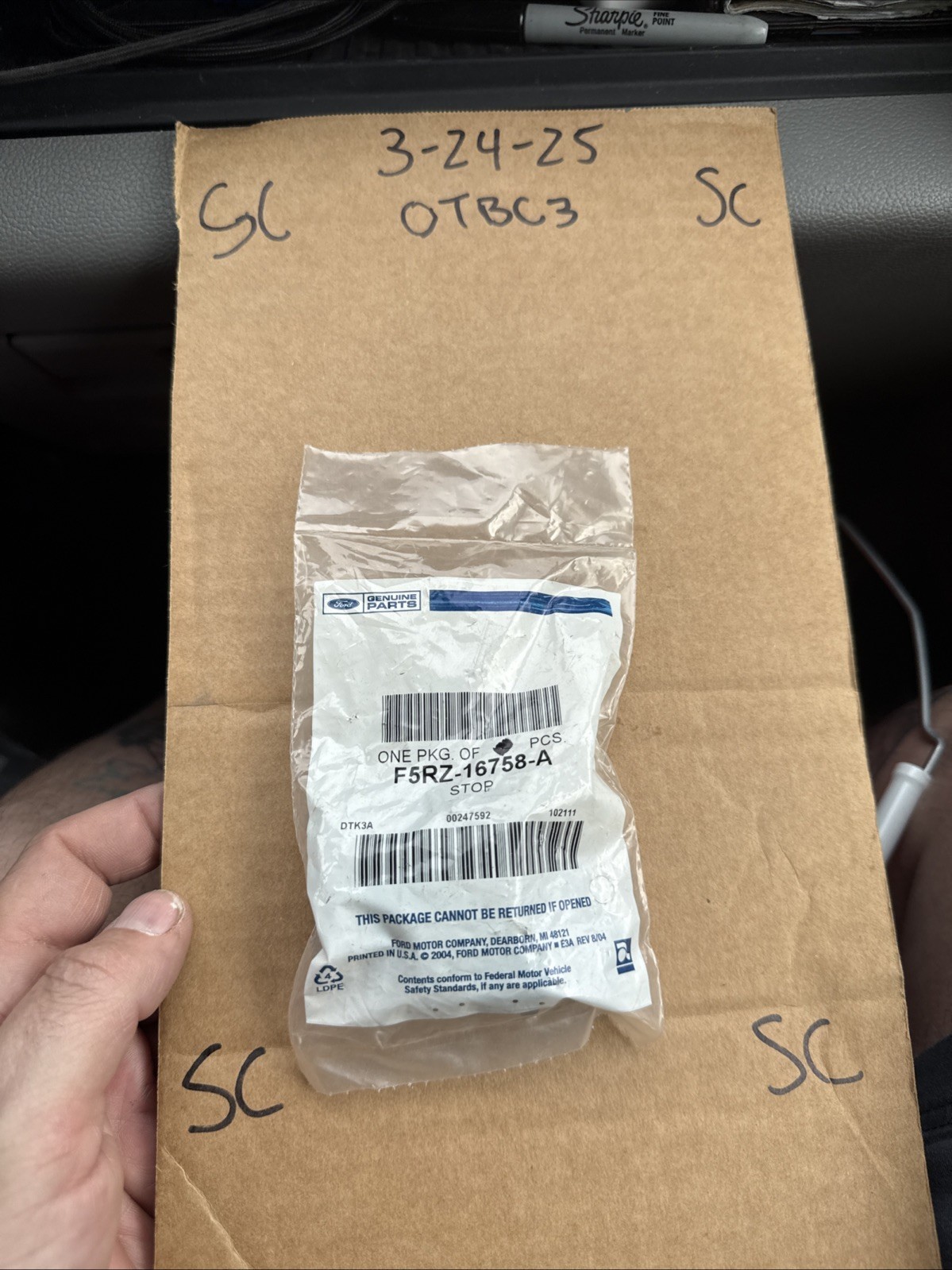 (1) NOS OEM Ford F5RZ-16758-A Hood Rubber Bumper Cushion NOS