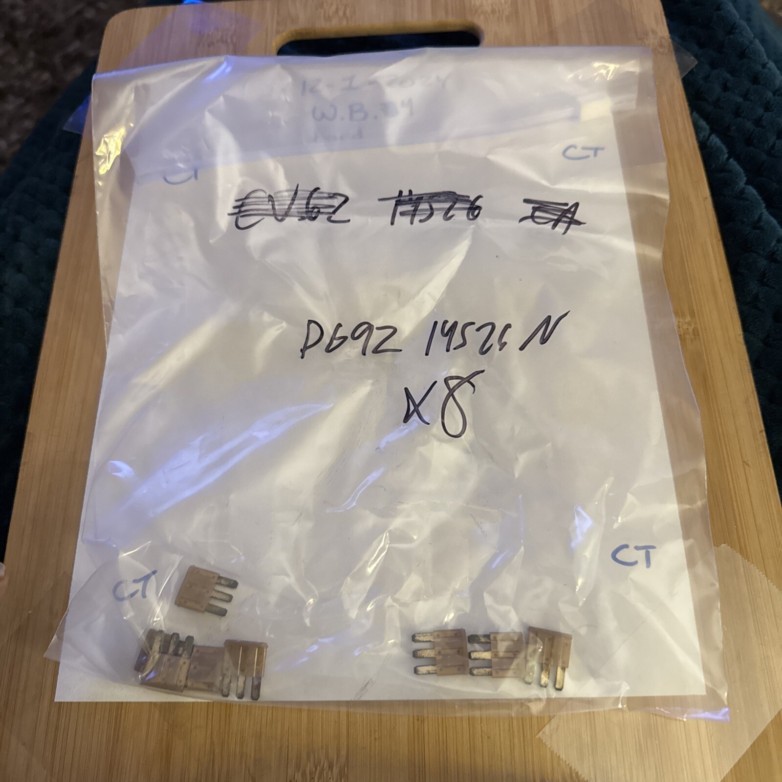 1 OEM NEW 2013-2020 Ford Fusion SEL Sedan Platinum Hybrid Maxi Fuse Dg9Z-14526-N