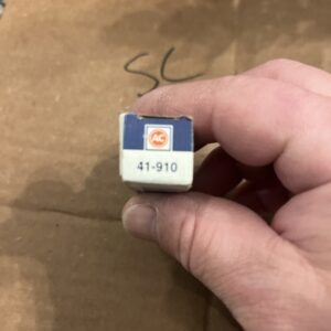 1995 1996 Grand Am Sunfire Skylark Cavalier Achieva AC Plugs 41-910  NOS 5614289