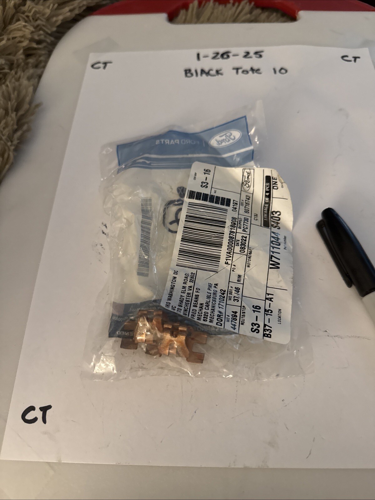 (2) Genuine Ford Windshield Pillar Trim Retainer W711044-S403 - Image 3