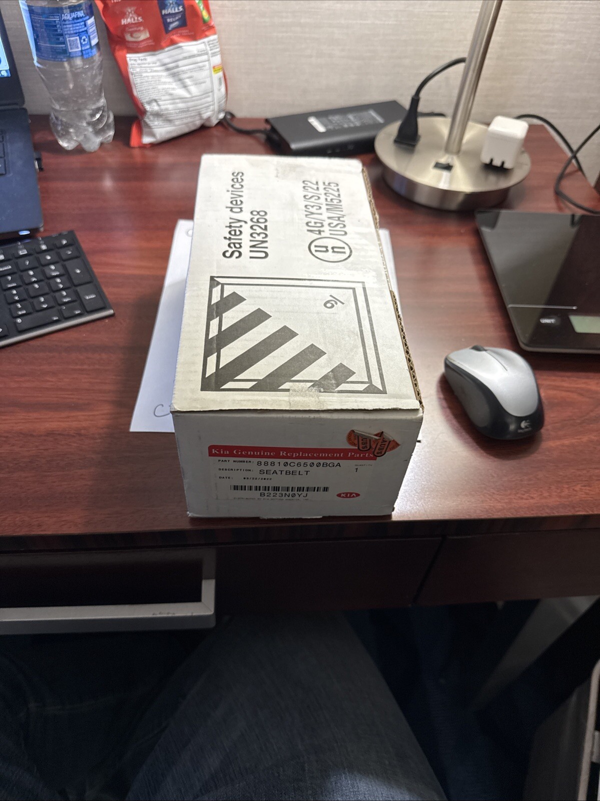 2016-2020 KIA SORENTO FRONT DRIVER SIDE SEAT BELT SEATBELT BLACK OEM NEW - Image 4