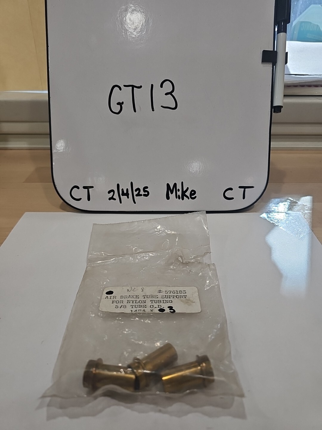 57618S Air Brake Tube Support For Nylon Tubing 5/8" O.D. # 1484 One Pkg Of 3