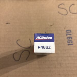 ACDelco R46SZ Genuine GM 5613882 Spark Plug NOS