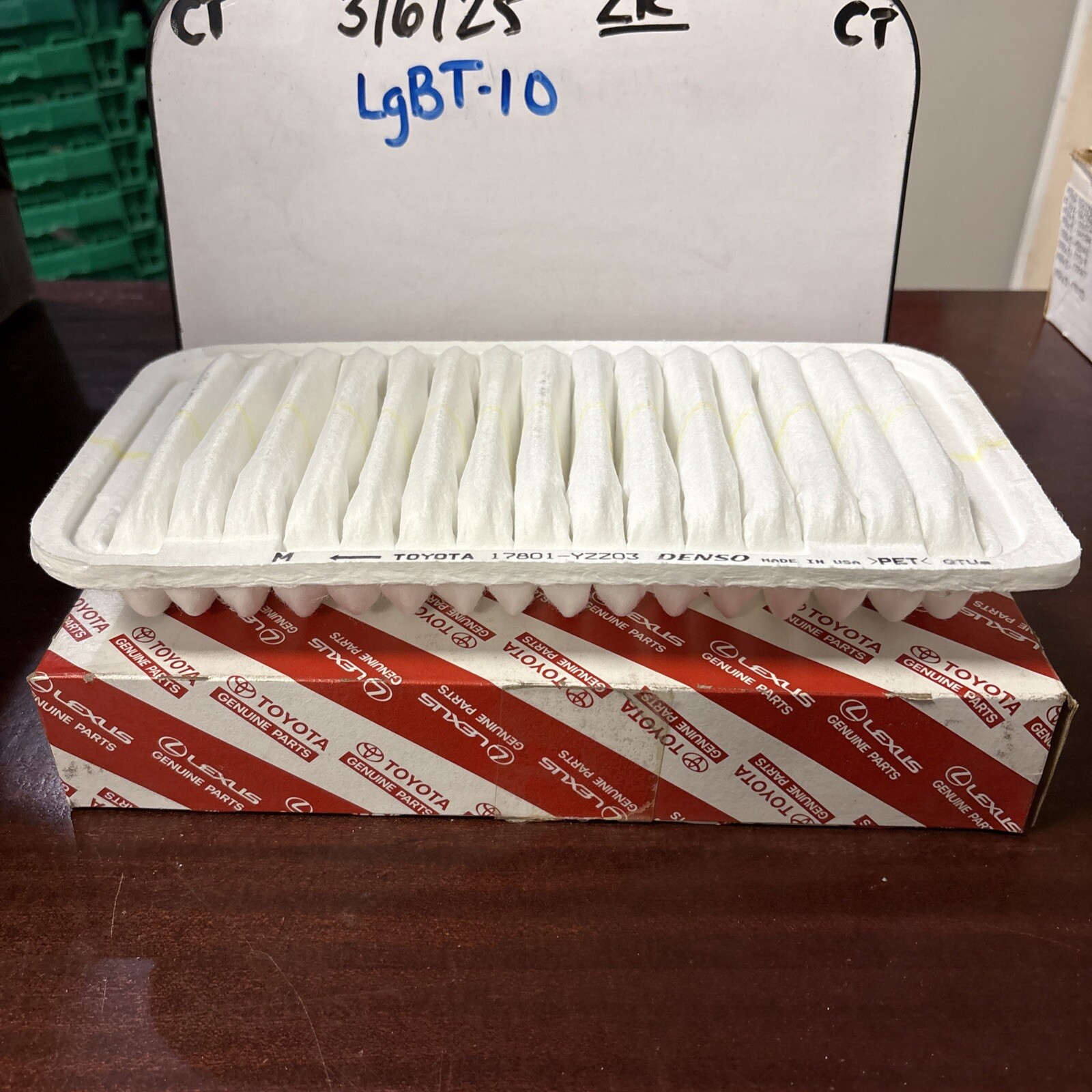 Air & Cabin Filter For Toyota Corolla / Matrix 2003-2008 17801-YZZ03 New