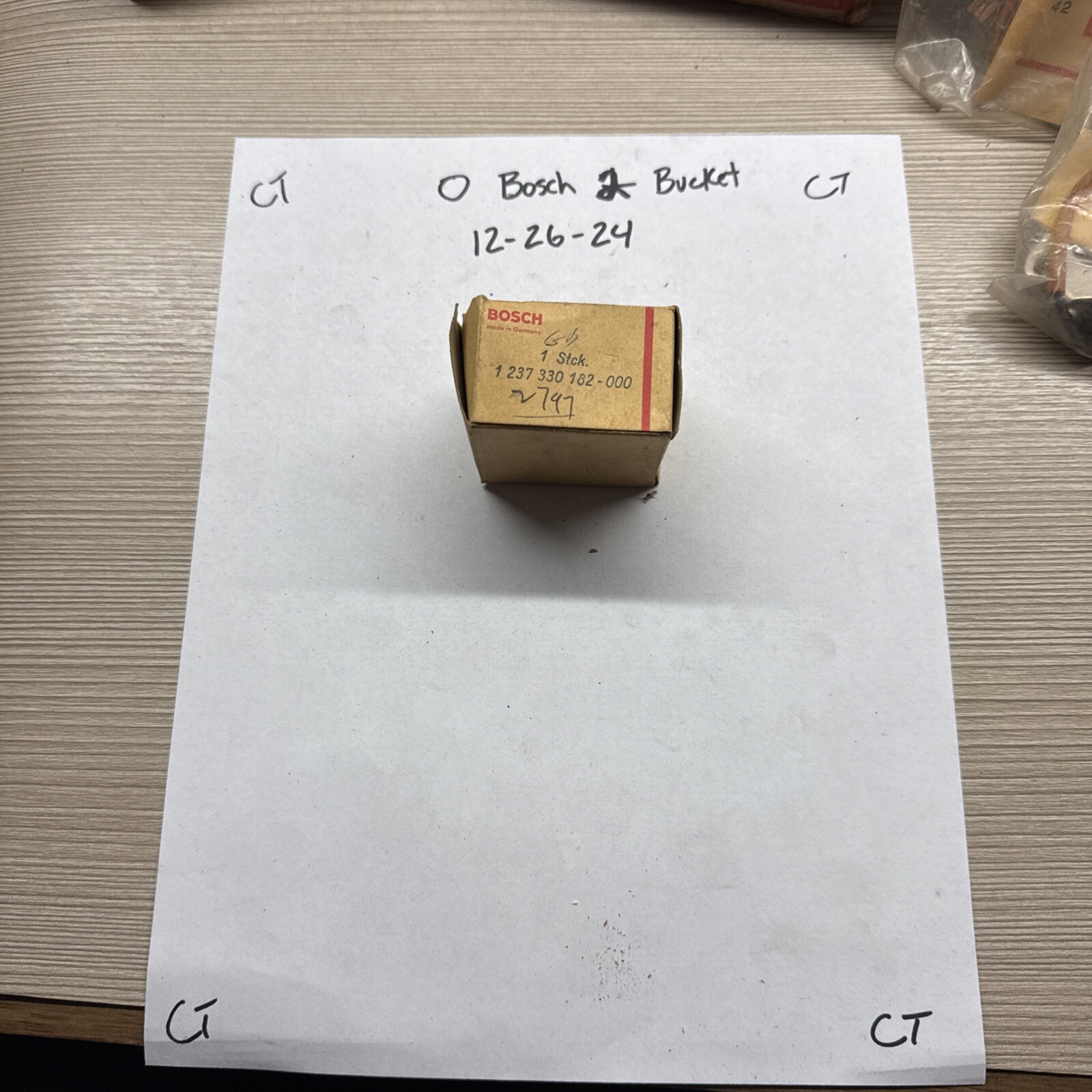 BOSCH CONDENSER 1237330182 02 036 Mercedes 220 280 SE SL SEL 1970 - Image 4