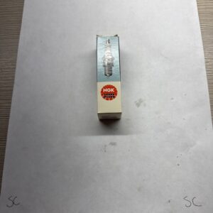 BR6EB-11 NGK Automotive Engine Spark Plug Quantity of 1 Spark Plug